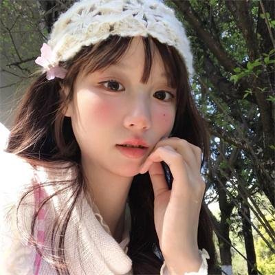 当女孩遇到熊 海报
